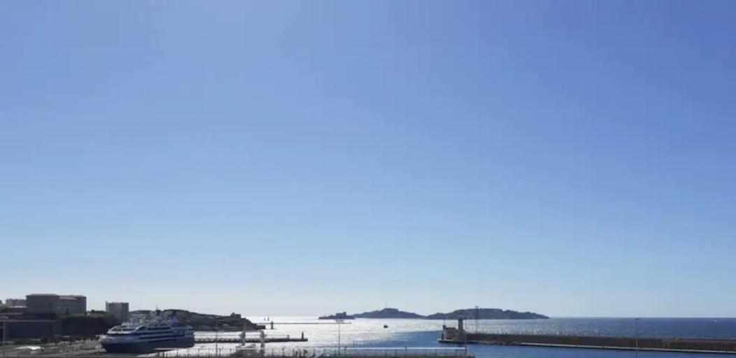 T2 Vue Mer Au Pied De La Major Marseille Luaran gambar